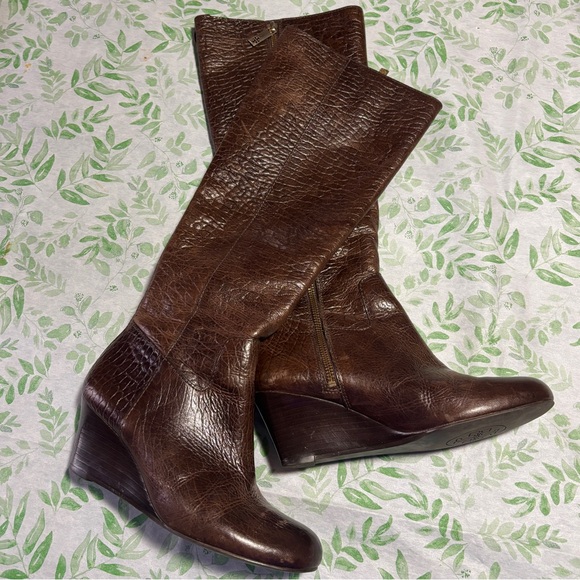 Tory Burch Shoes - Tory Burch - Dabney Brown Heeled/Wedge Boots with Sleek Silhouette
